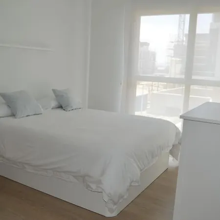 Apartamento Playa San Juan - Monabri 圣克鲁斯德韦萨纳